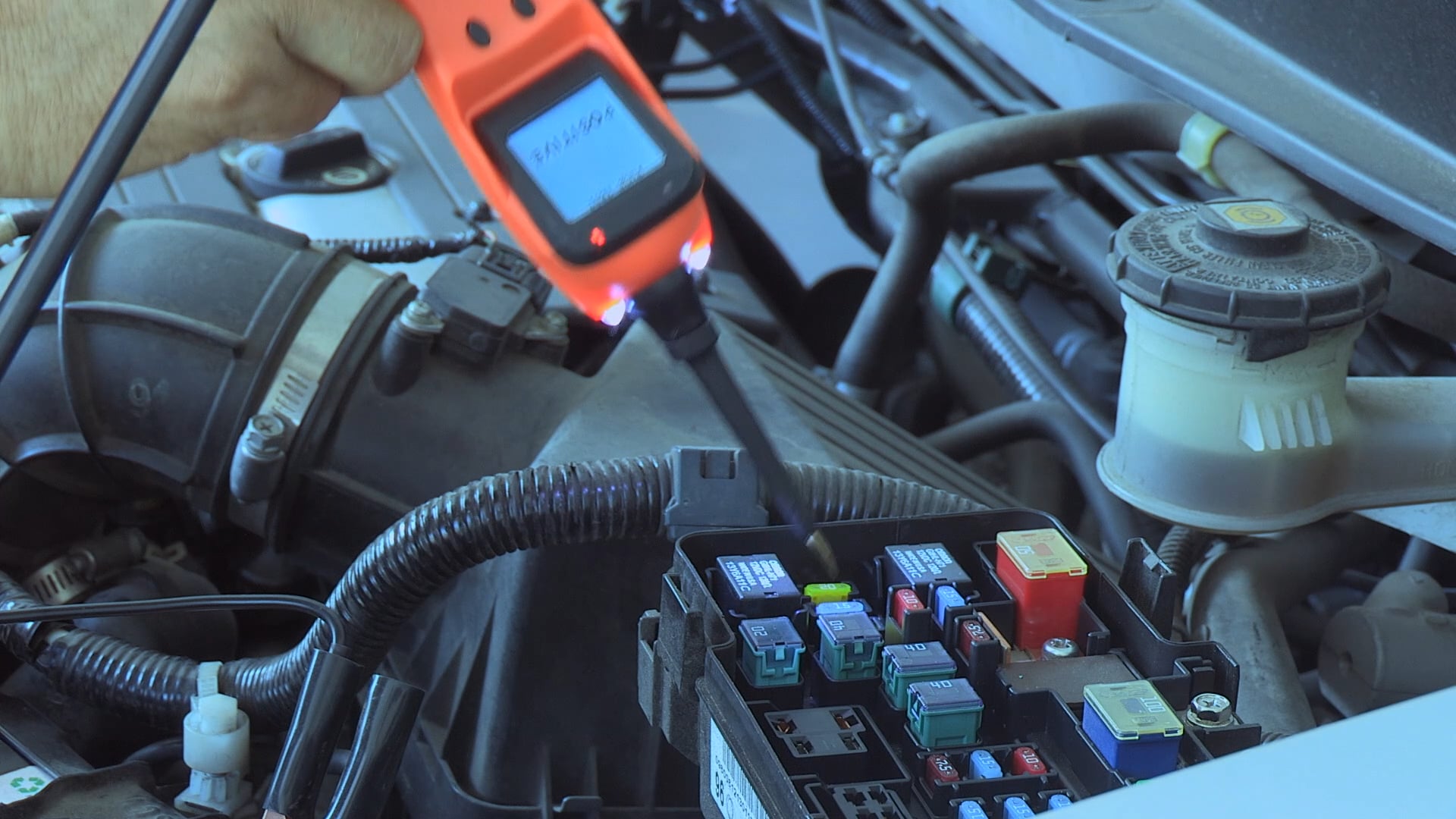 Matco Power Probe 3EZ Clamshell Orange MDPP3ZO on Vimeo