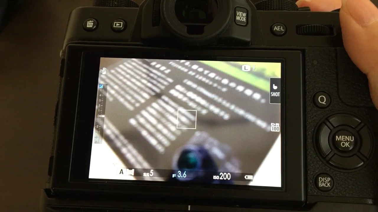 X-T20に装着していた標準ズームレンズが故障したときのお話 - 時々Fika