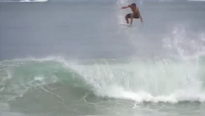 XANADU X21 5'7 18.25 2.25 23L 米国製リアルシェープ XANADU X21 5'7 18.25 2.25 23L 米国製リアルシェープ