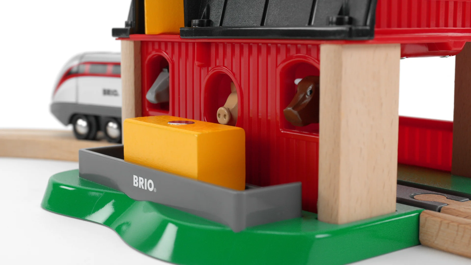 Brio smart tech store farm