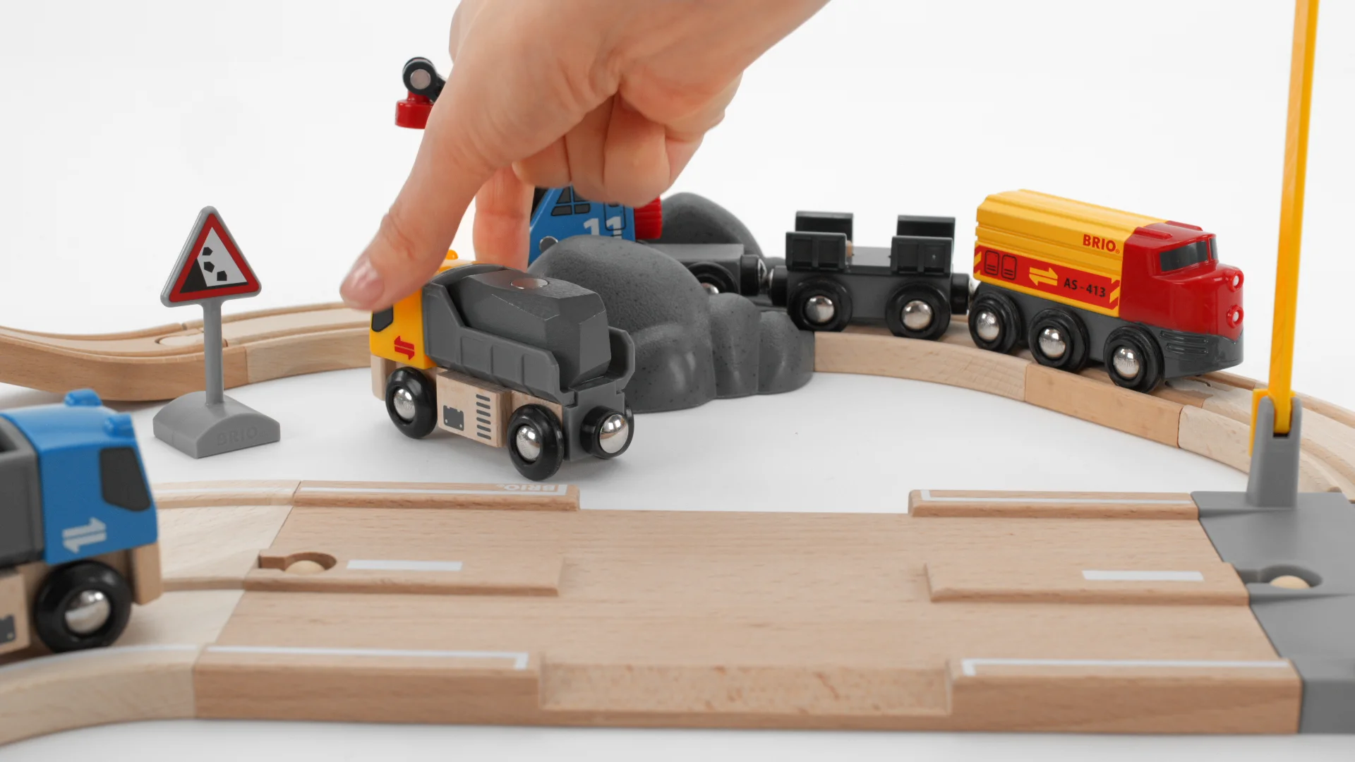 Brio rail & sales road loading set