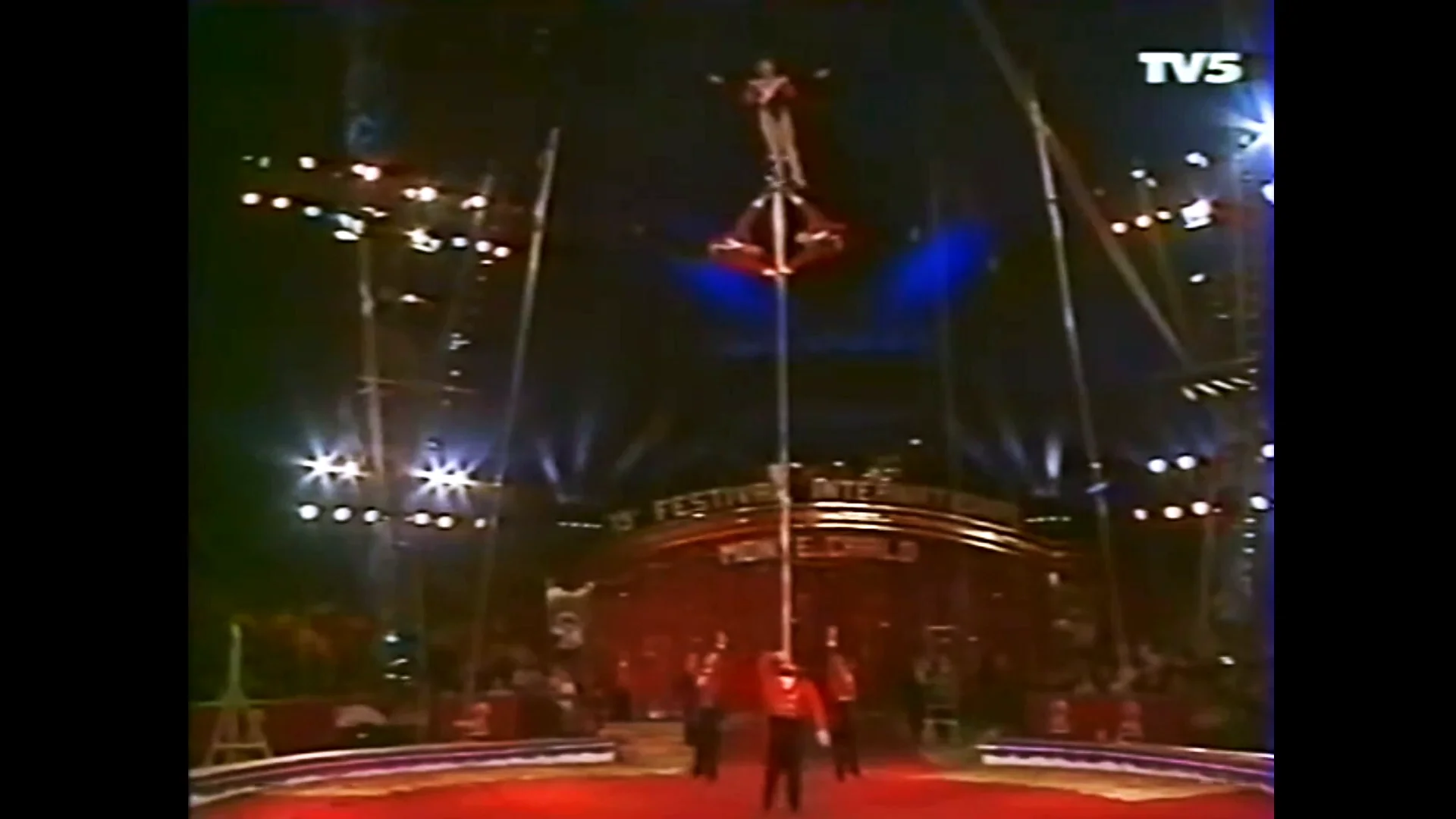 洋楽 555 The Flying Circus Prepared in Peace OC0zMTU5LmpwZWc.jpeg