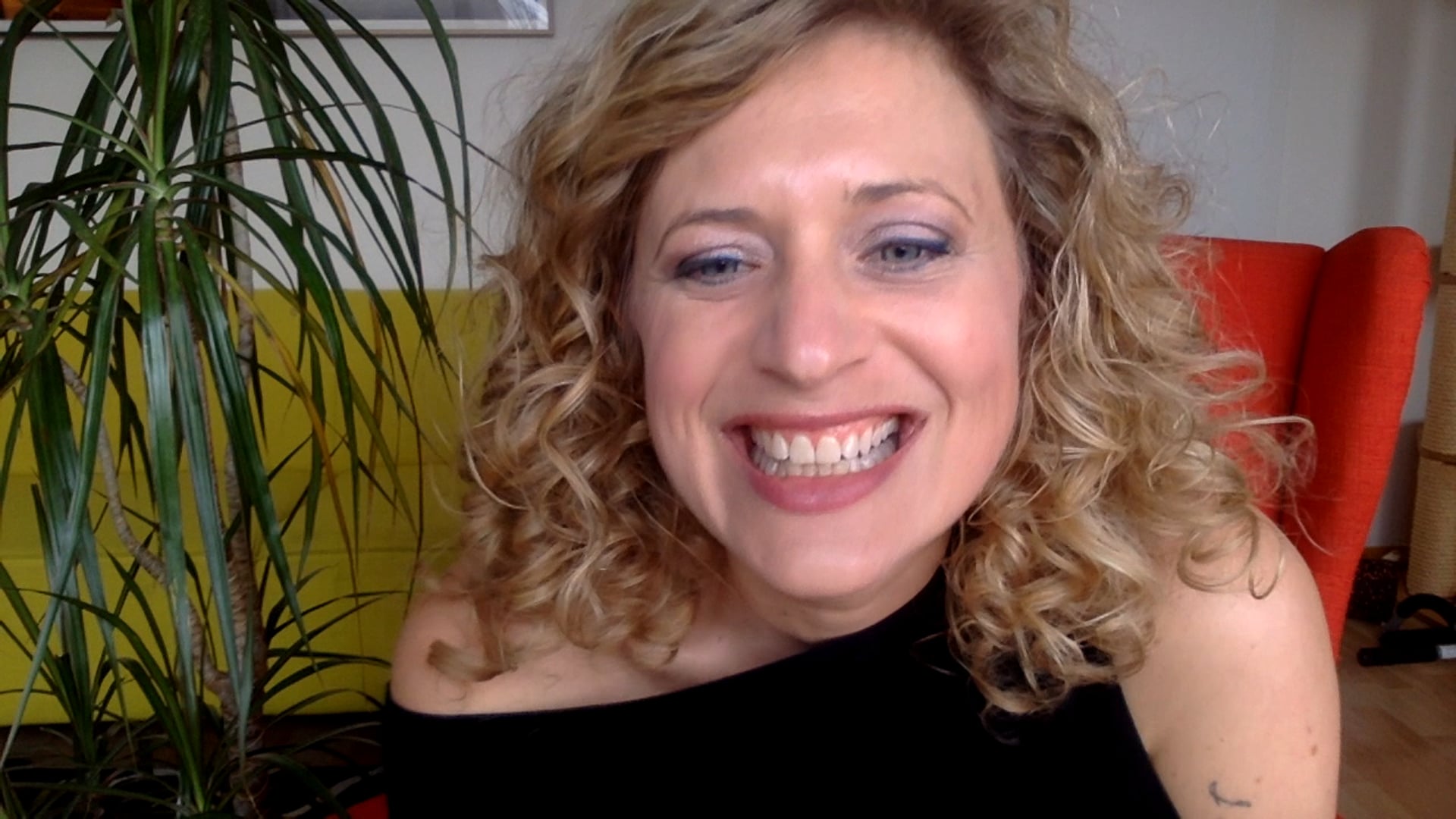 Linnea George IntroReel English