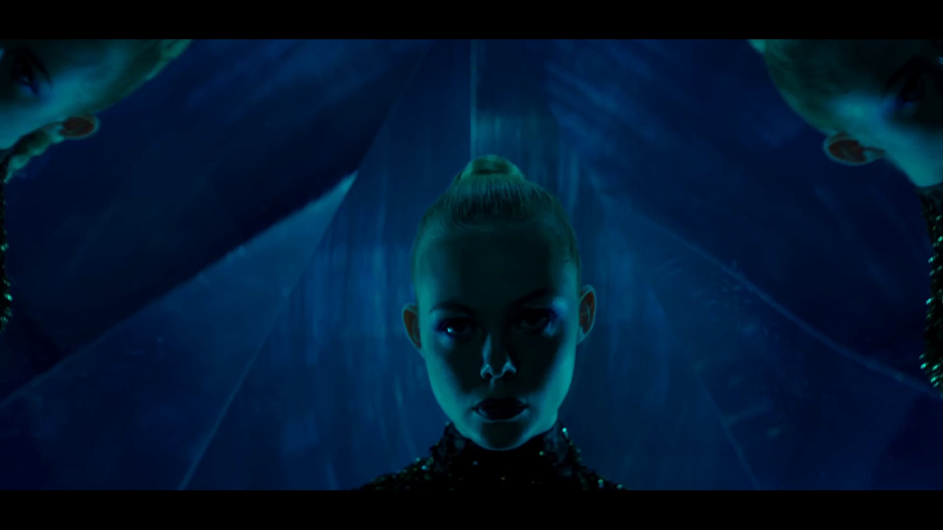 The Neon Demon - Teaser "Dangerous"