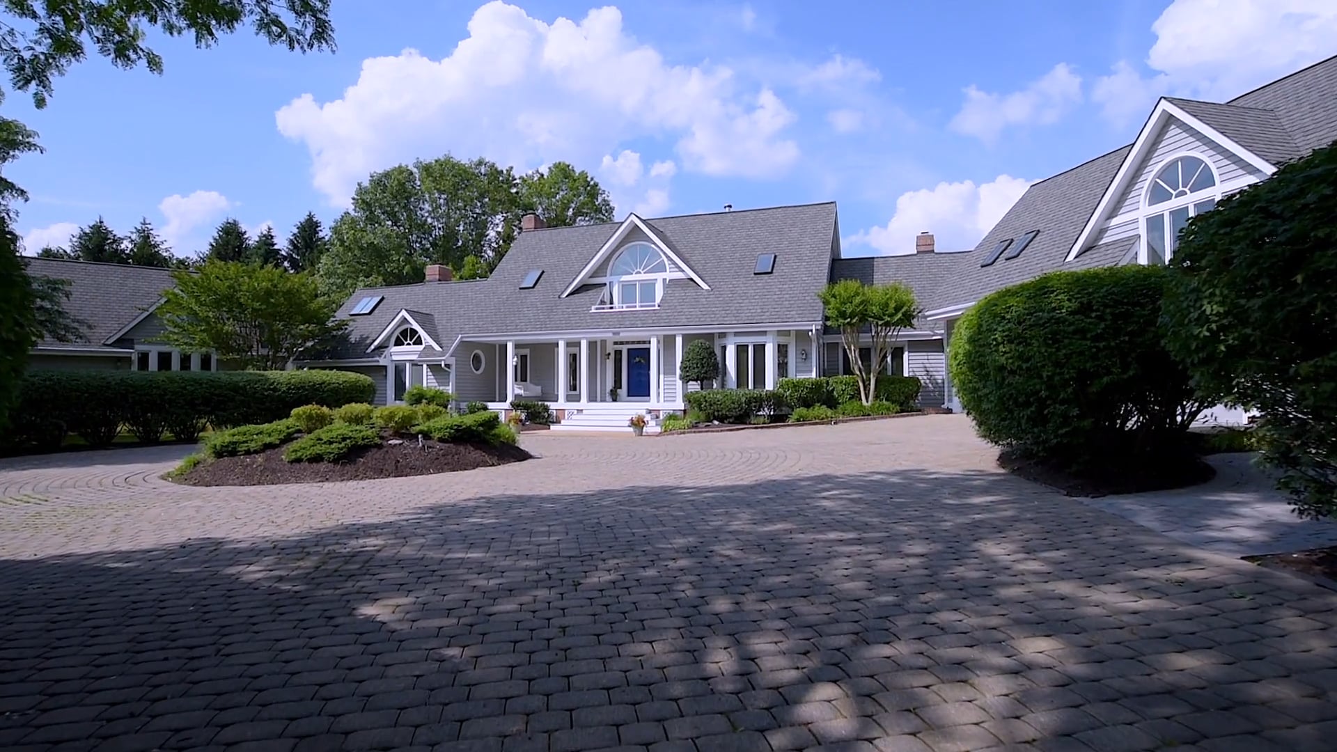 11909 Farside Road presented by The Bob Lucido Team on Vimeo