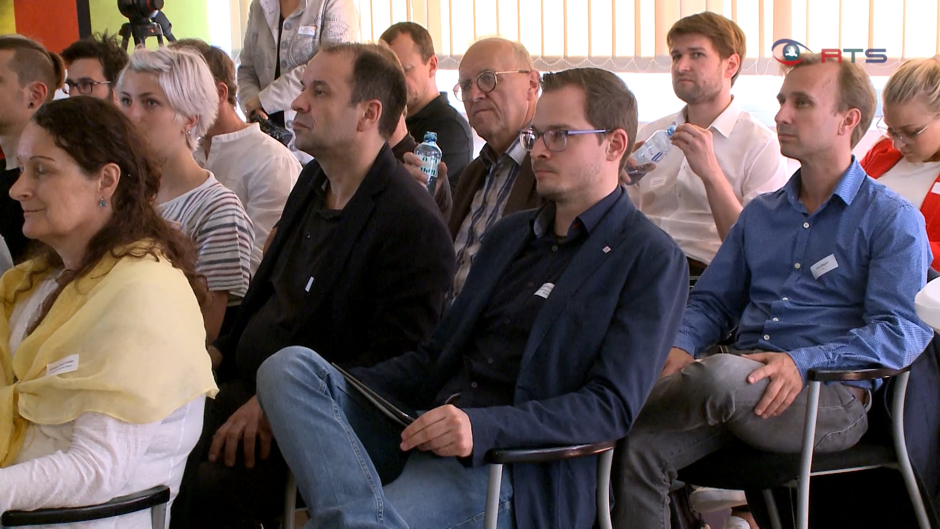 salzburg-setzt-auf-open-innovation-der-erste-stakeholder-workshop-mit-50-unternehmer