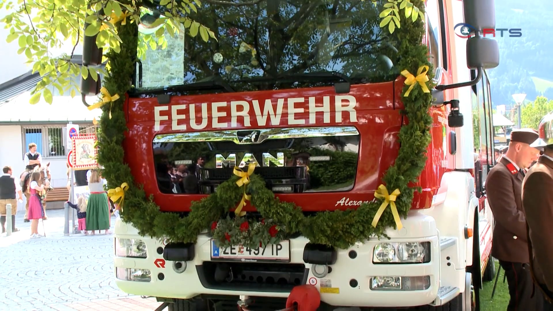die-freiwillige-feuerwehr-maishofen-feiert-ihr-125-jaehriges-bestehen