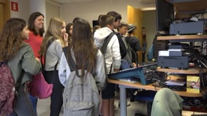 L'Institut de Vilablareix visita els estudis de Canal 10 i Ràdio l'Escala