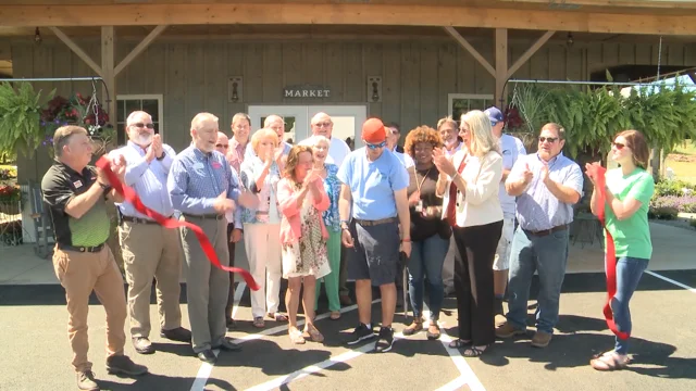 Rainbow Garden Center opens in Eastaboga