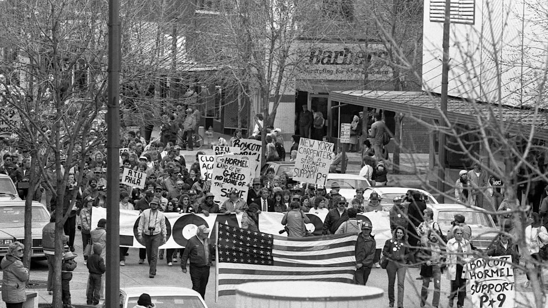 'Spamtown, USA' at Children's Theatre Company on Vimeo