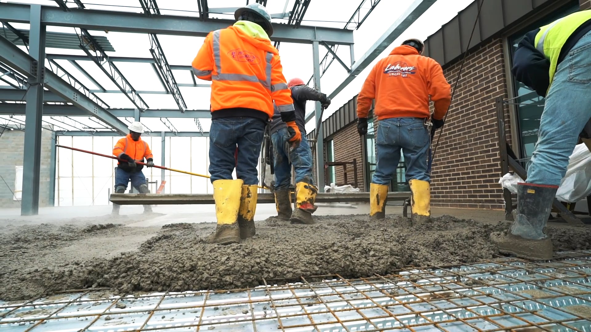 Premium Concrete - MID-AMERICA