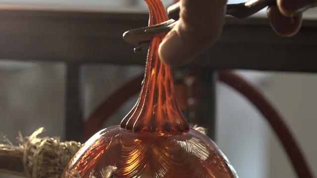 Hand Blown Glass: How to Make Your Glass Blowing Classes Dreams