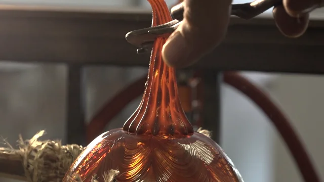 Glass Blowing - blocking and papering hot glass