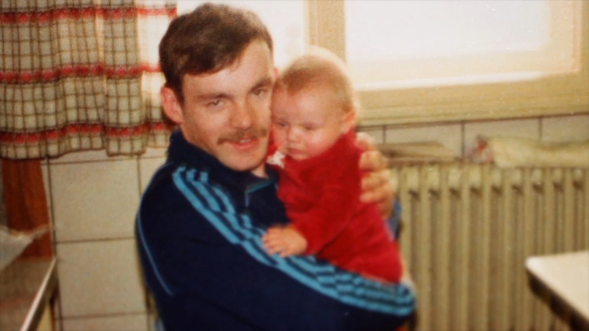 A' Sireadh Sascha: Promo