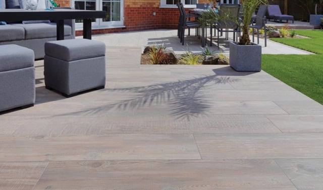 Pavestone - Pavestone Natural Greystone Porcelain Patio Paving on Vimeo