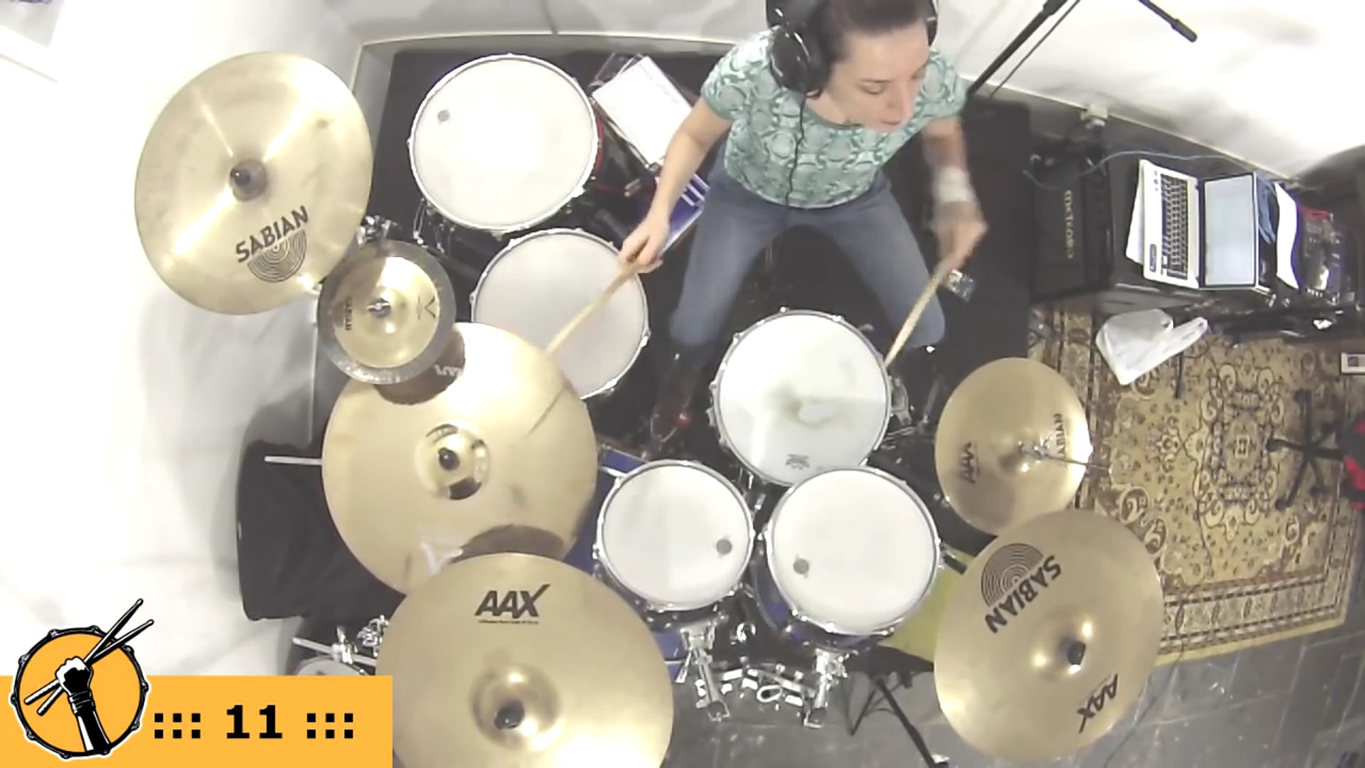 Licao _Dividindo por 3_ de Nina Para - edicao de junho de 2015 da Modern Drummers Brasil