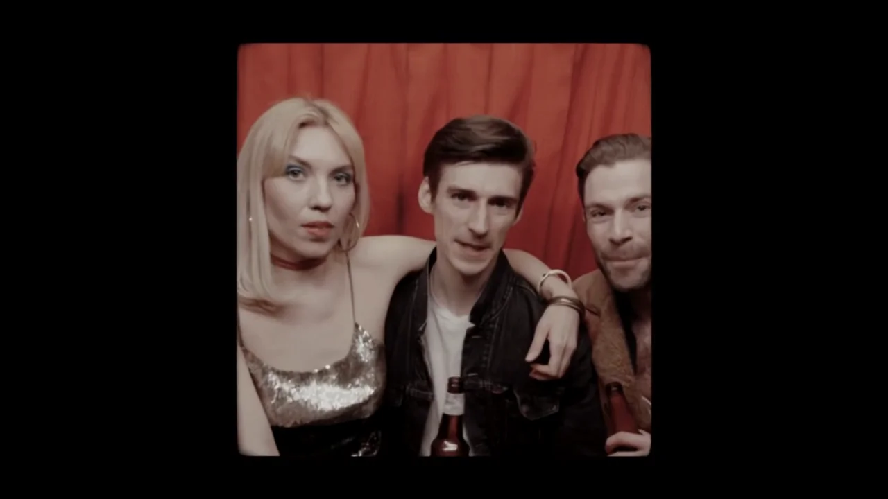 Ride - This Is Not A Safe Place [Indie Exclusive Limited Edition
