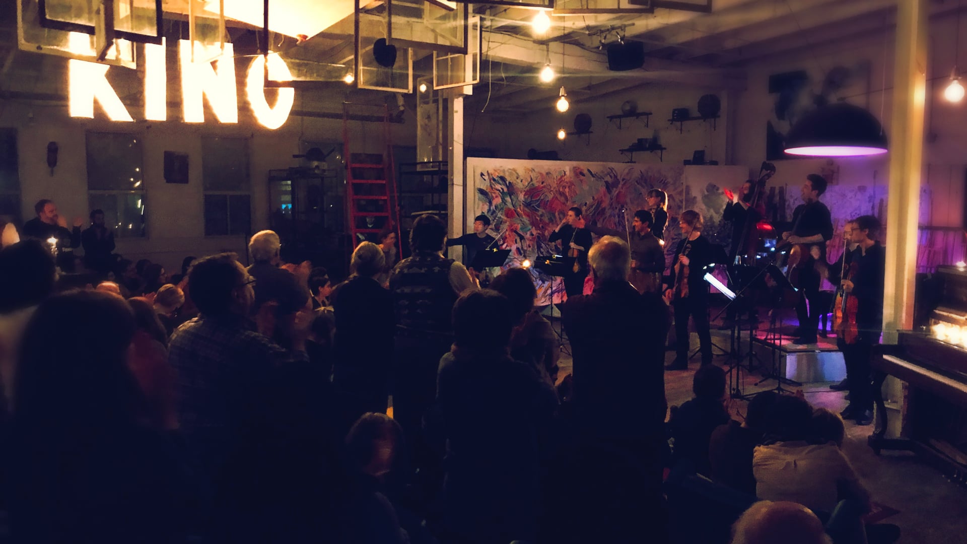 collectif9 - Night of the Flying Horses - 02 - Hora si briu (Taraf de Haïdouks)