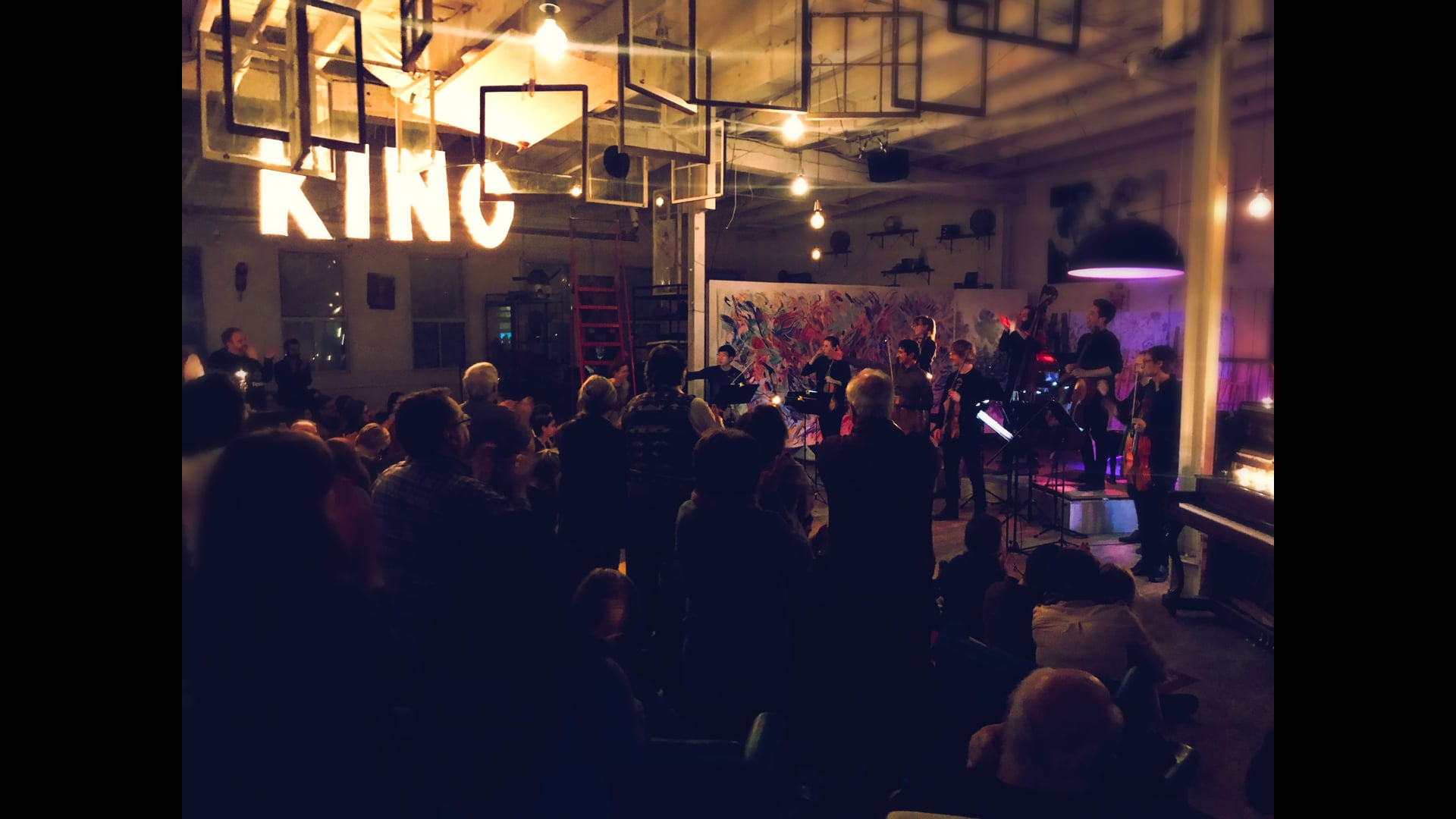 collectif9 - Night of the Flying Horses - 02 - Hora si briu (Taraf de Haïdouks)