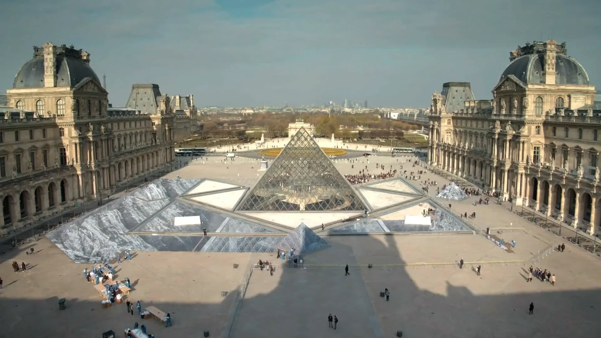 JR AU LOUVRE & LE SECRET DE LA GRANDE PYRAMIDE
