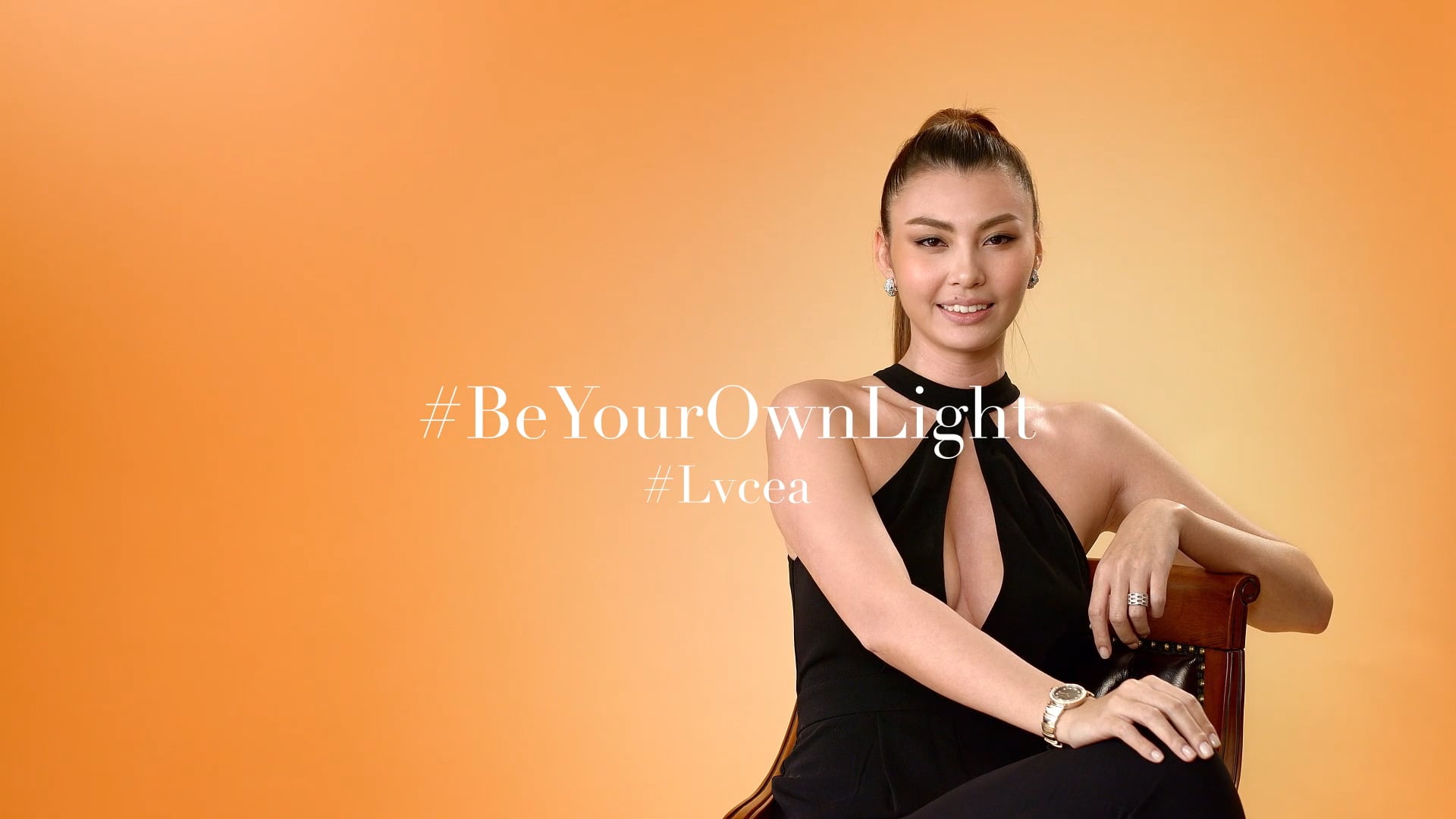 Bulgari Lvcea ( Be your own light ) - Irisa