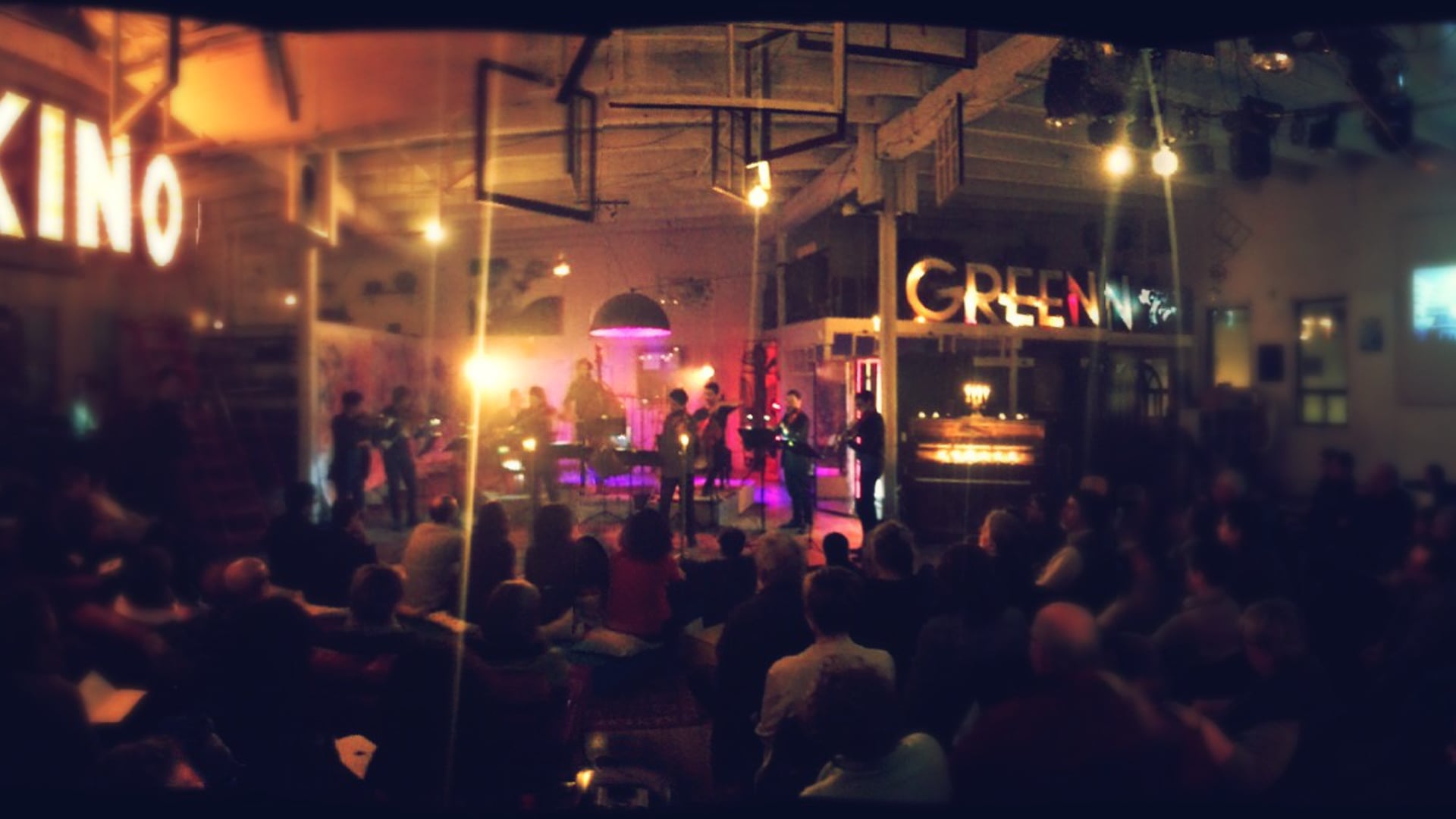 collectif9 - Night of the Flying Horses - 06 - Les Ombres errantes (François Couperin)