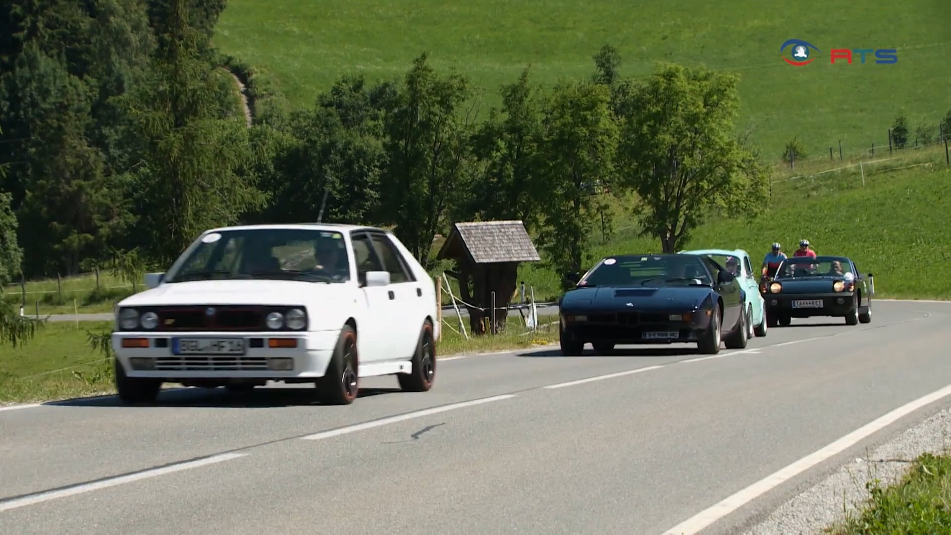 wo-das-herz-der-autoliebhaber-hoeher-schlaegt-das-oldtimertreffen-in-st-michael