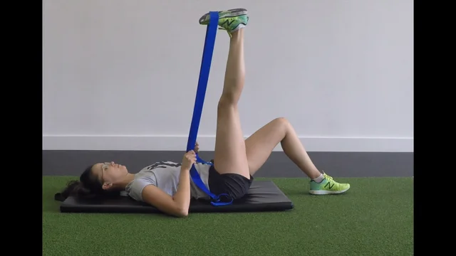VIDEO) ▶️ Ankle invertor stretch with strap – exer-pedia