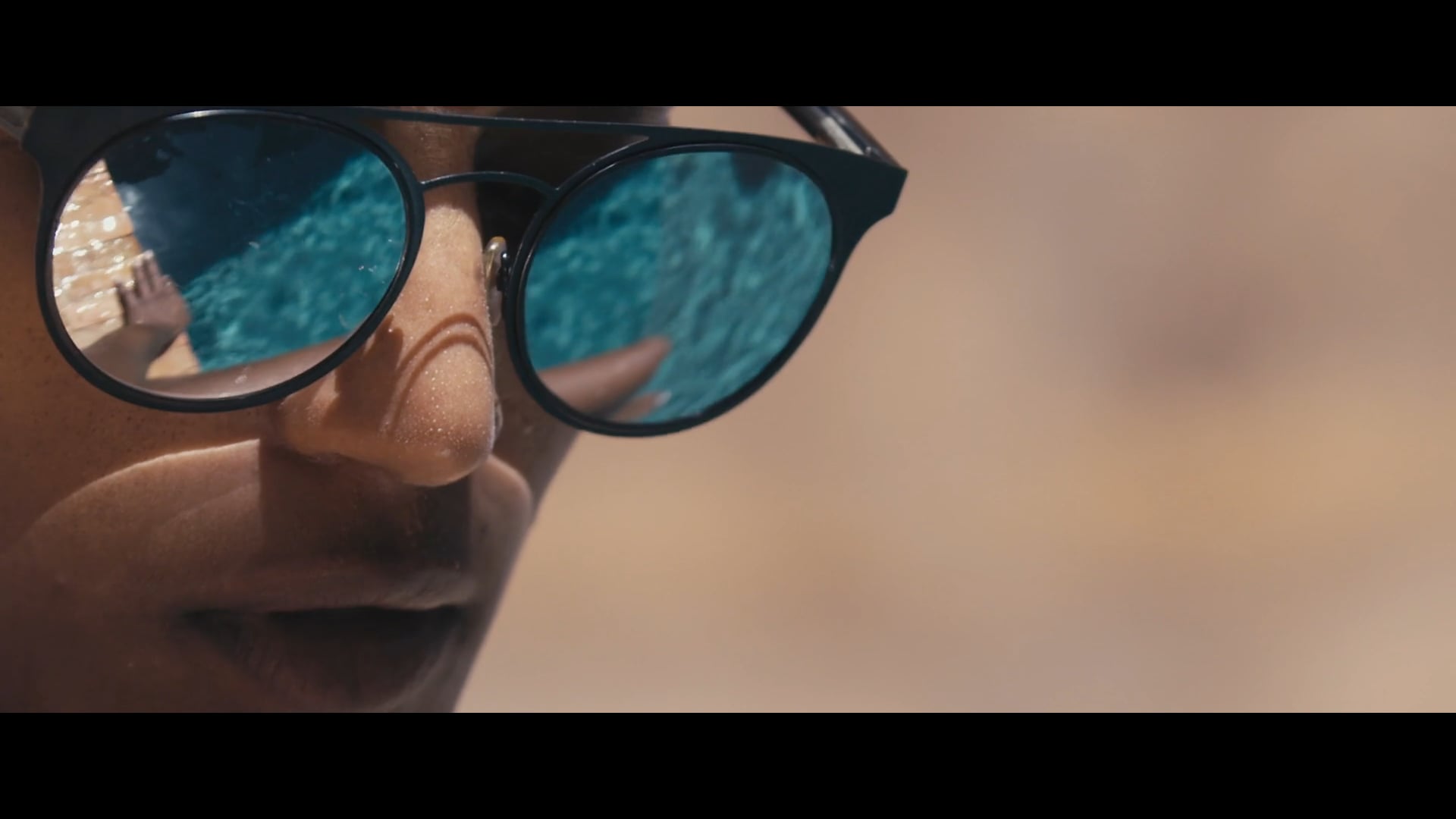 LUTHAIREX urban eyewear