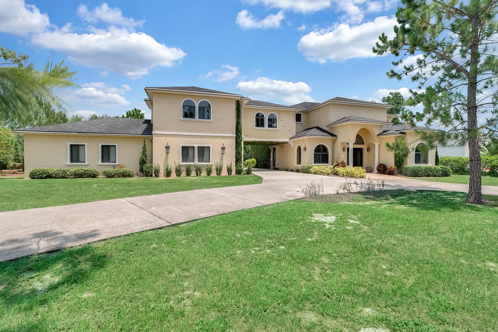 26020 Splendid Meadow Court, Astatula, FL 34705 (MLS Tour) on Vimeo