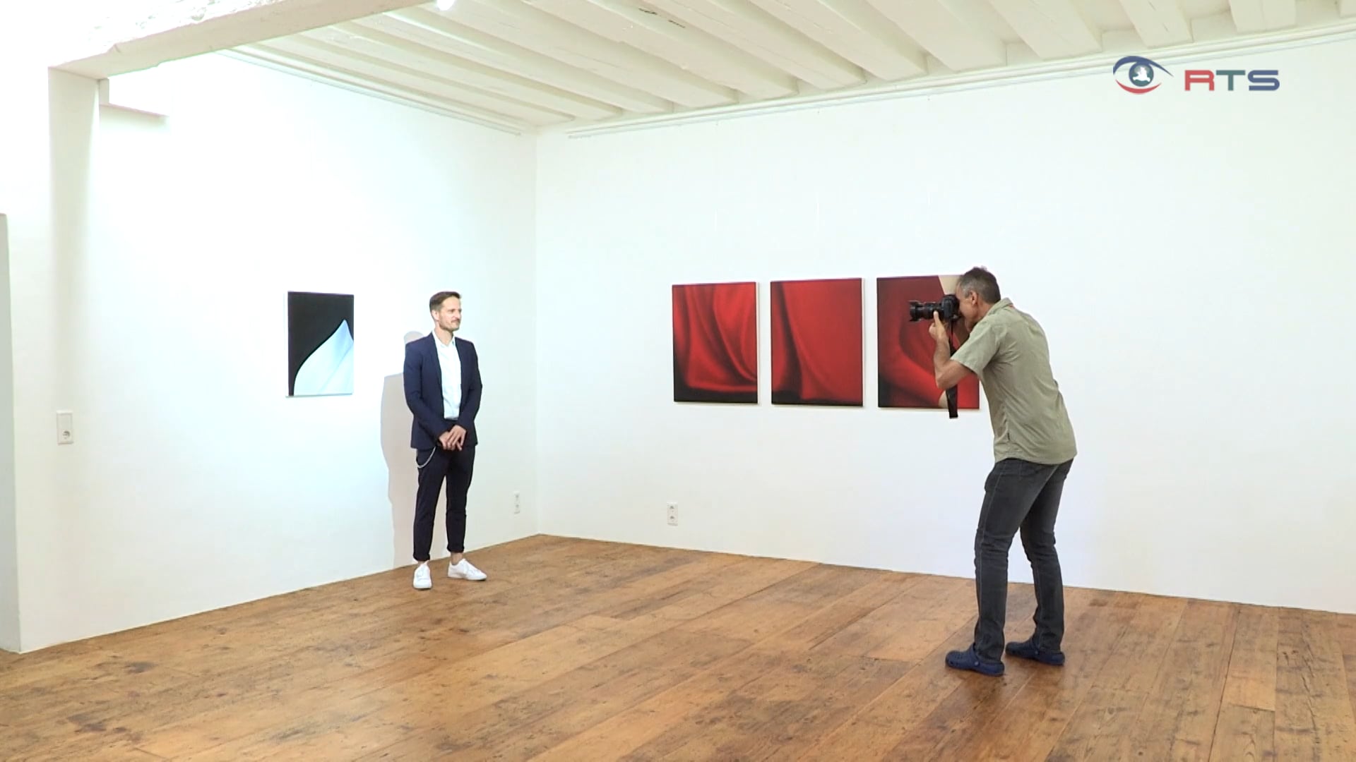 kuenstler-bertram-hasenauer-laedt-zur-vernissage-other-days