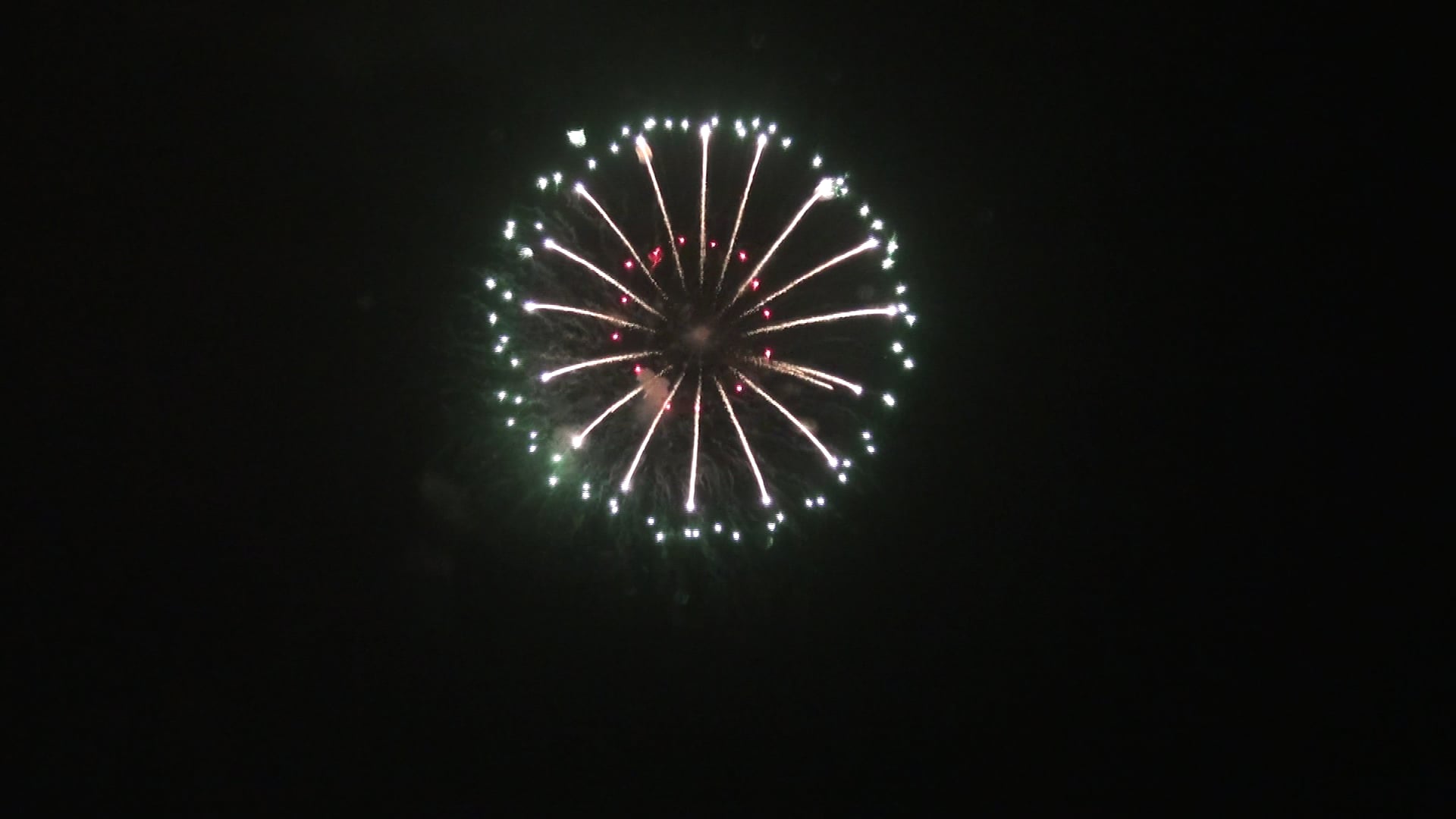 5 Inch Fireworks Shell Sun Ring In A Ring Effect on Vimeo