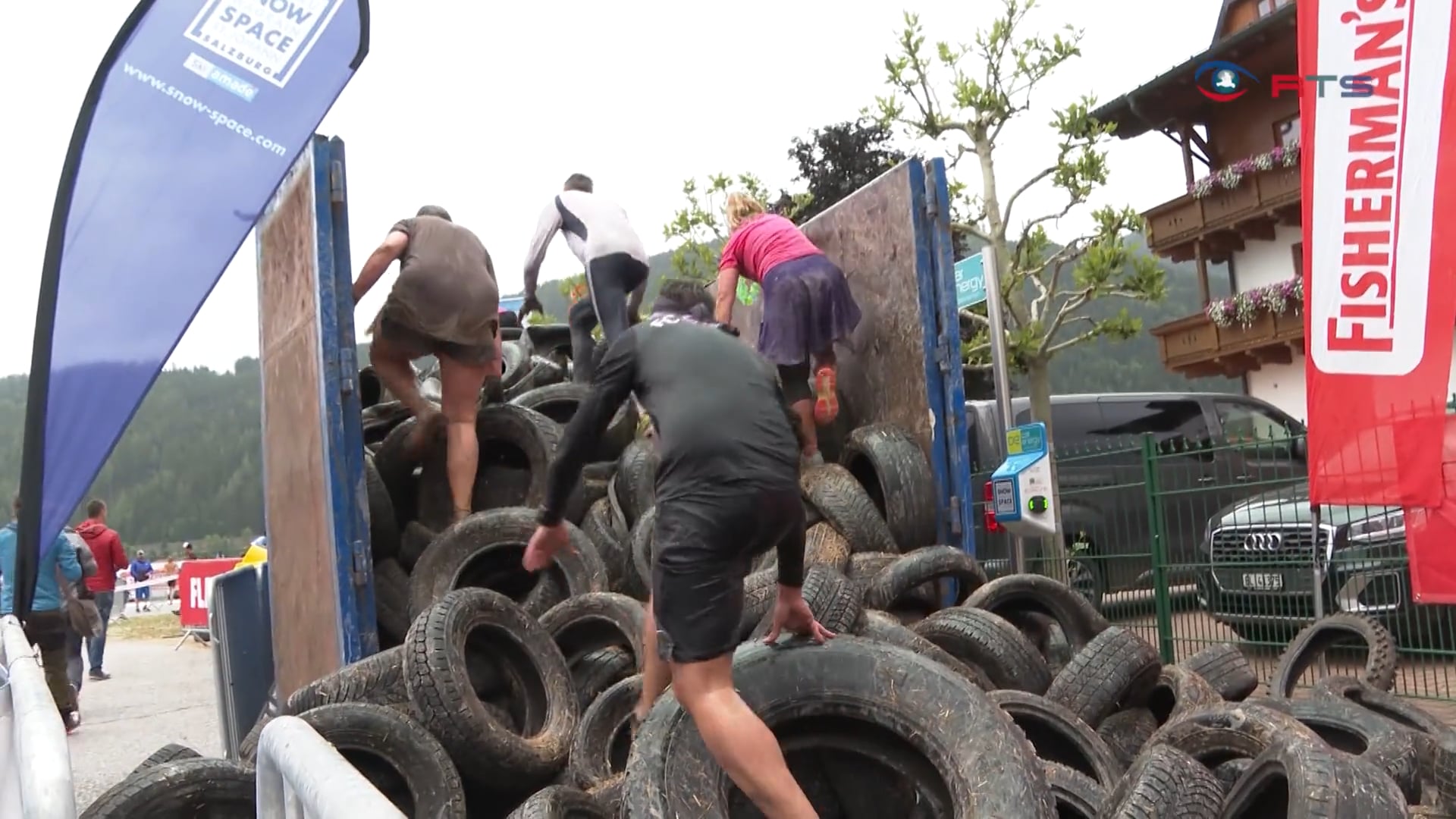 spass-im-schlamm-beim-fishermans-friend-strongmanrun-2019