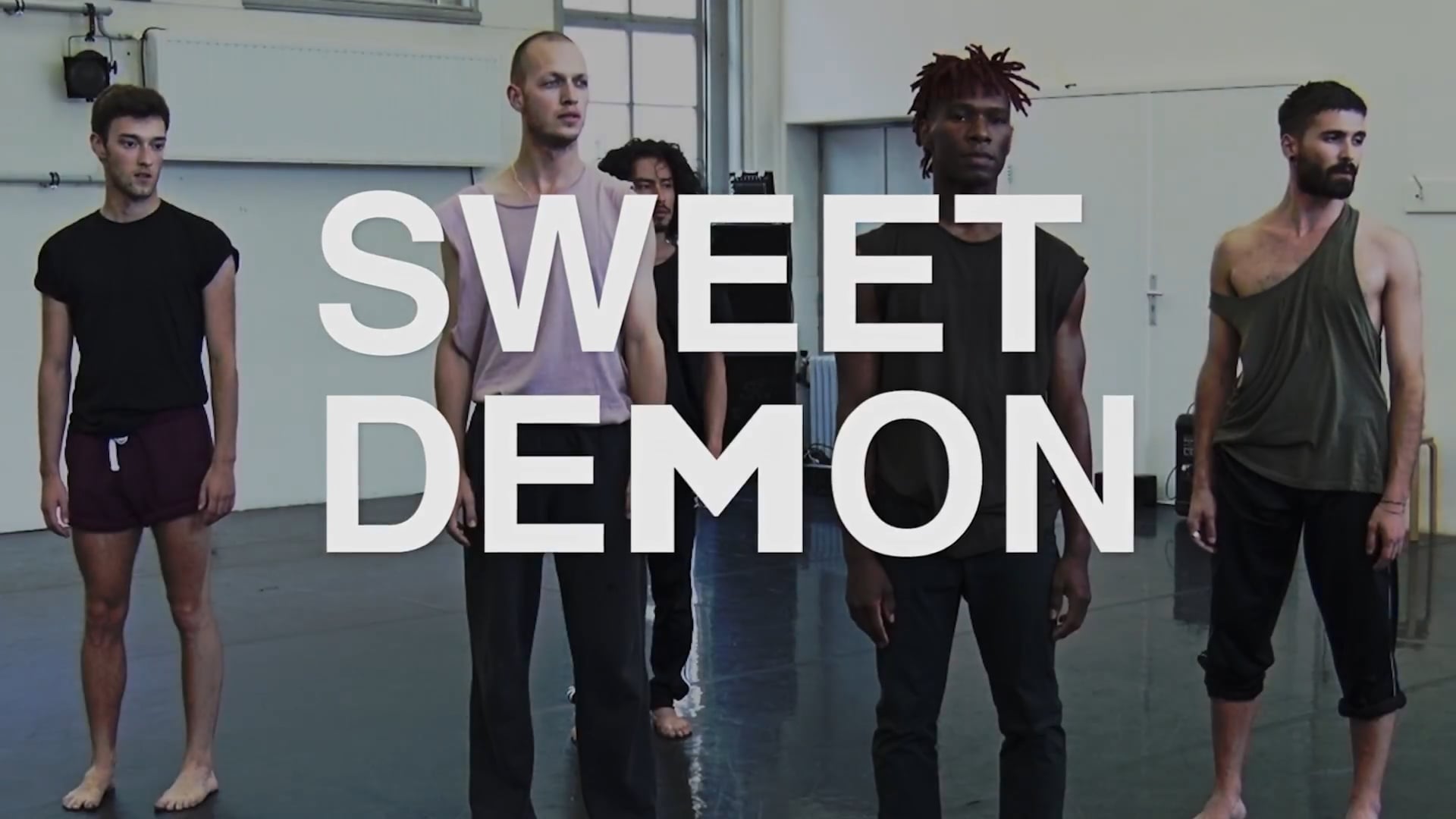 Sweet Demon by LeineRoebana Music&Dance Company. Video Ederson Xavier