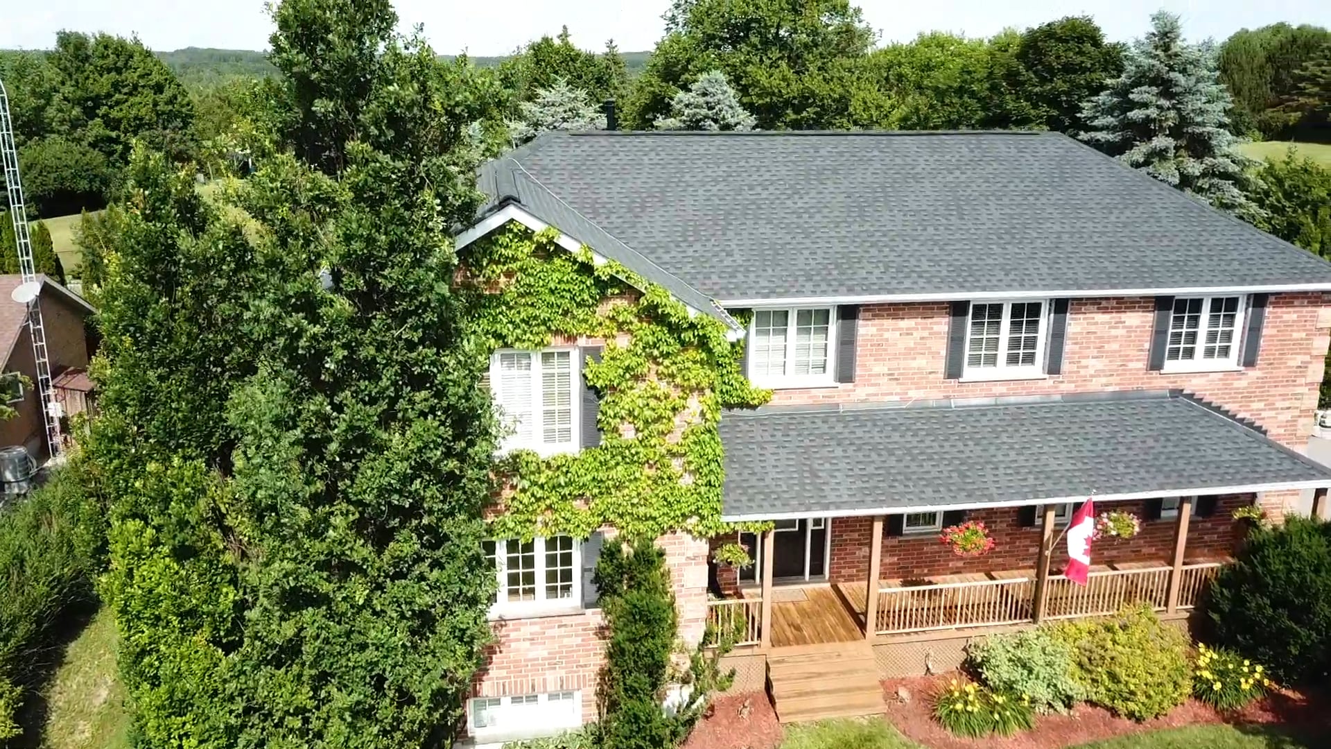 44 Mill Run Gate, Uxbridge on Vimeo