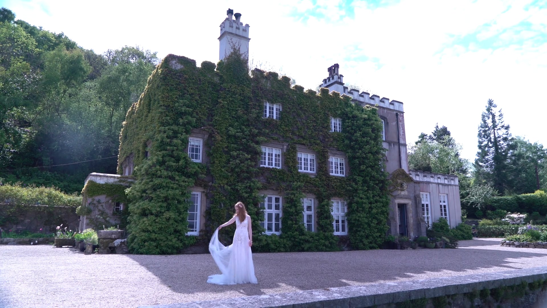 Wed Mag Yarner House