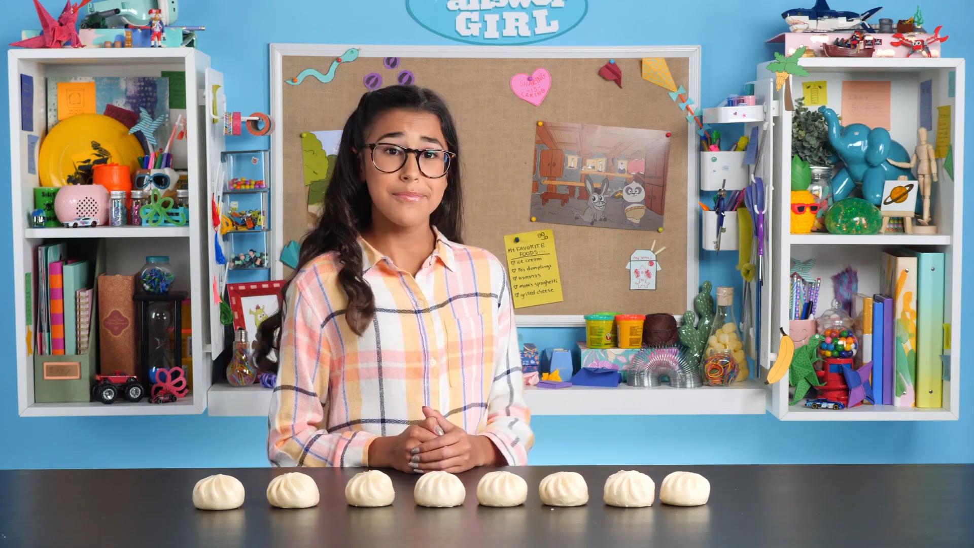 Izzy The Answer Girl - Po Learns to Share