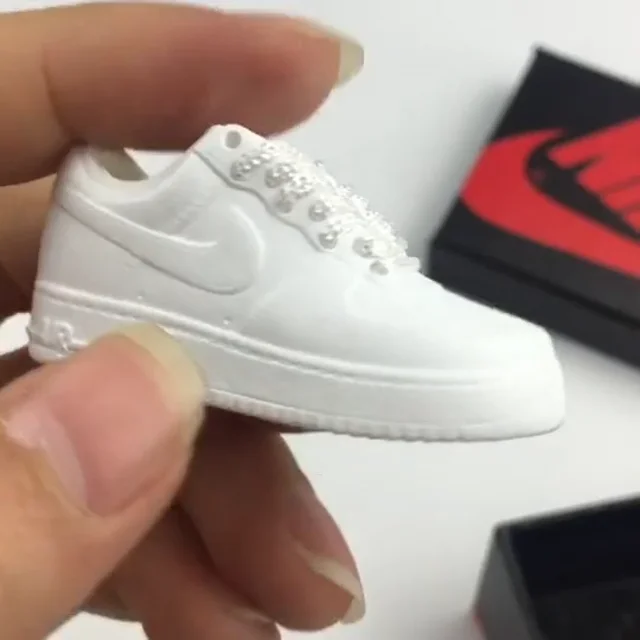 New Mini 3D AIR FORCE 1 sneaker shoes keychain Hand-painted.