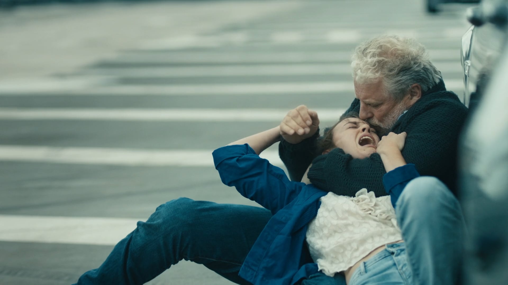 SALAMANDER season 2, a TV series directed by Frank Van Mechelen