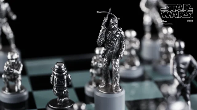 Star Wars Saga Edition Chess Set