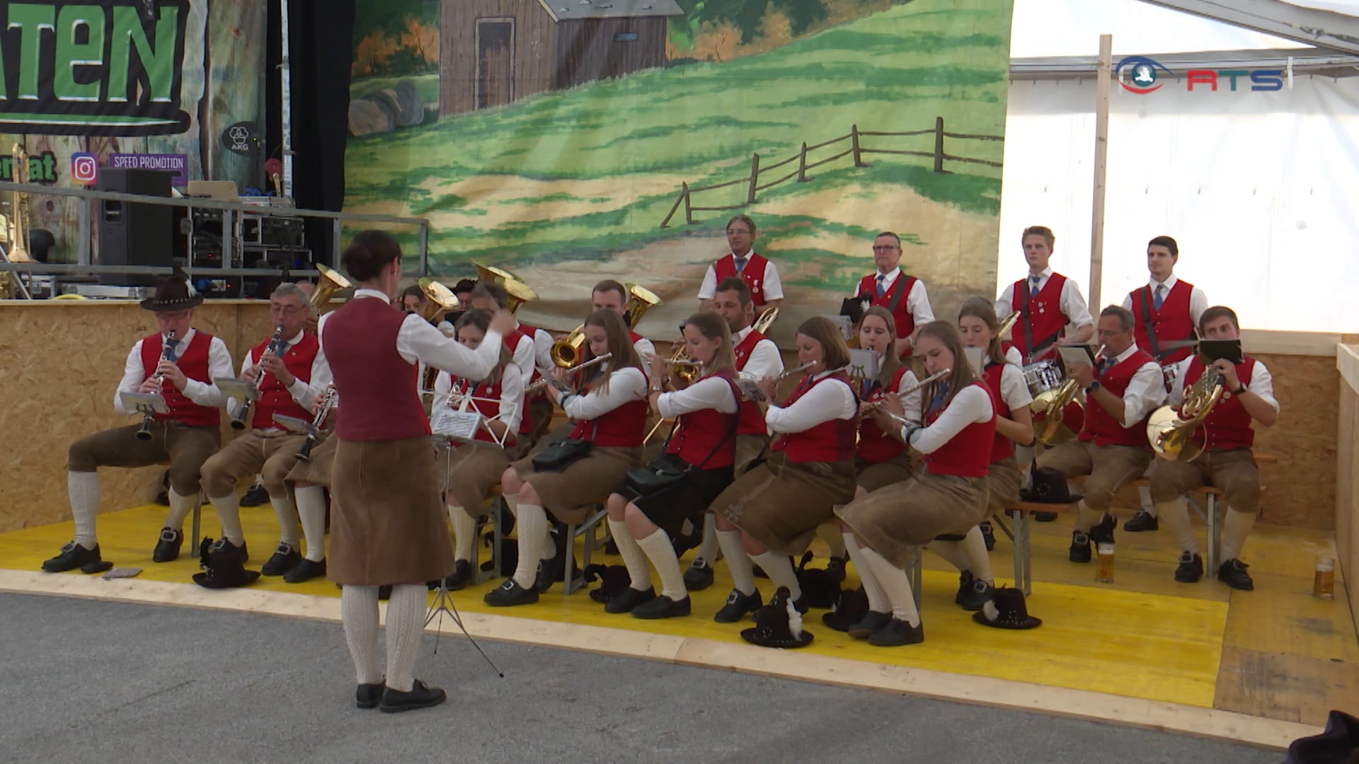 niedernsiller-zeltfest-von-vereinen-fuer-vereine