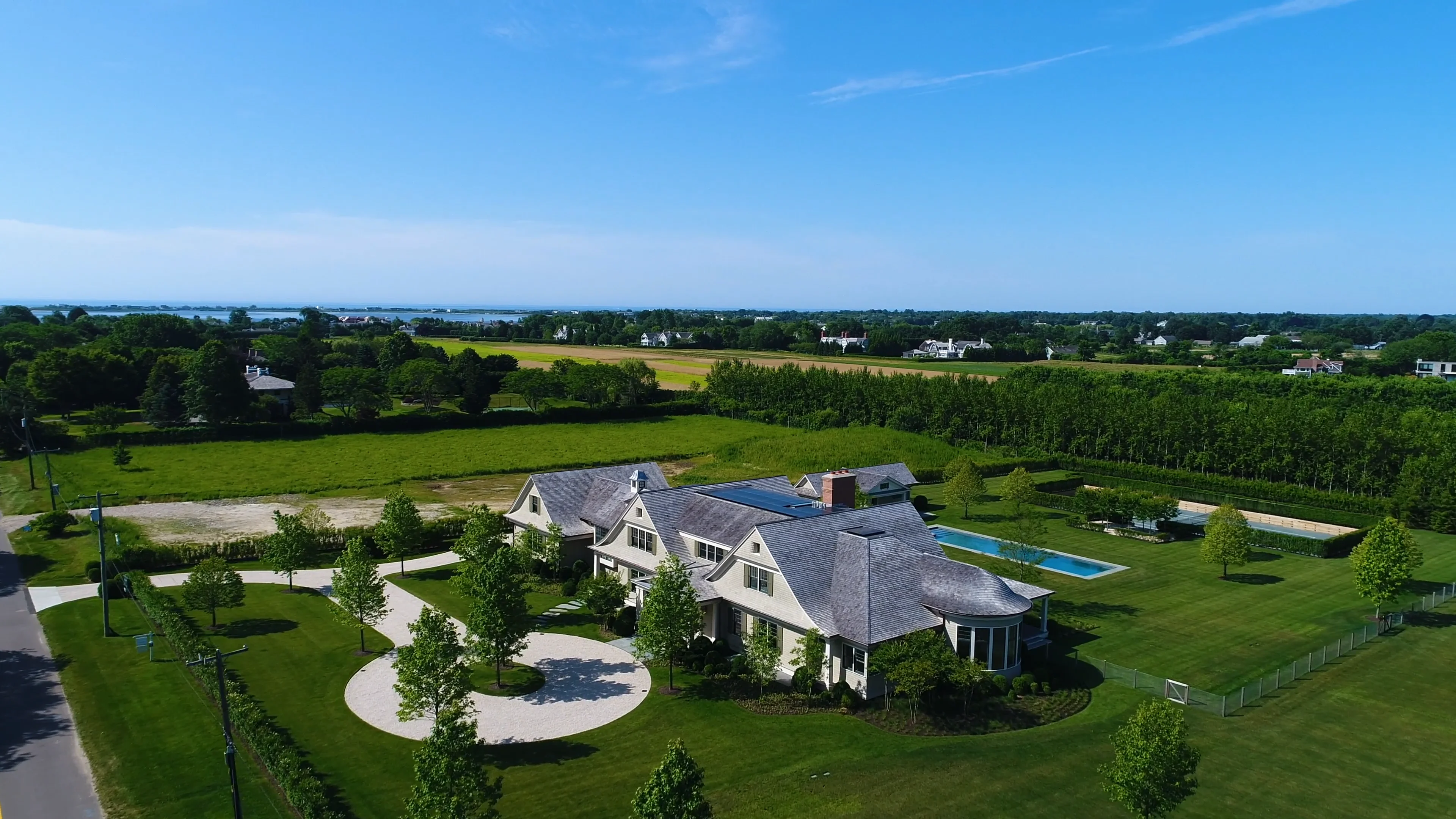 M&M Custom Homes - 18 Sellentin Way, Bridgehampton Presented by Gary  DePersia of The Corcoran Group on Vimeo