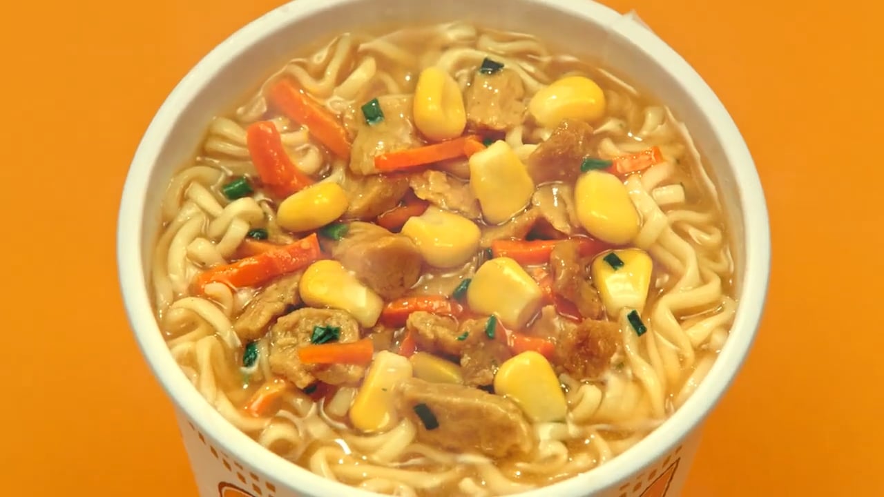 Cup Noodles é melhor que Nissin miojo on Vimeo