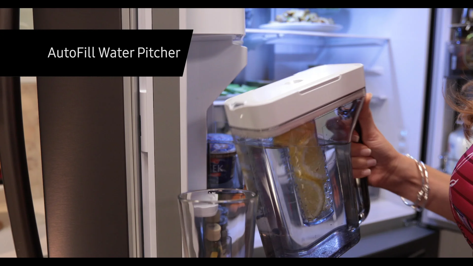 Samsung RF22R7351DT-AA Refrigerator Auto Fill Water Pitcher on Vimeo