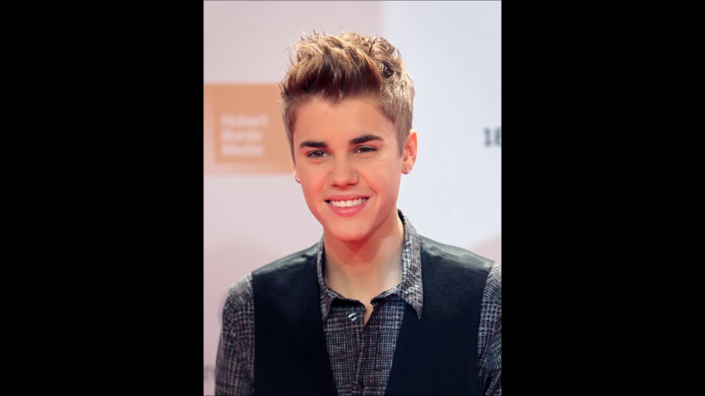 TRANSVESTIGATION JUSTIN BIEBER | Videos & Movies on Vimeo