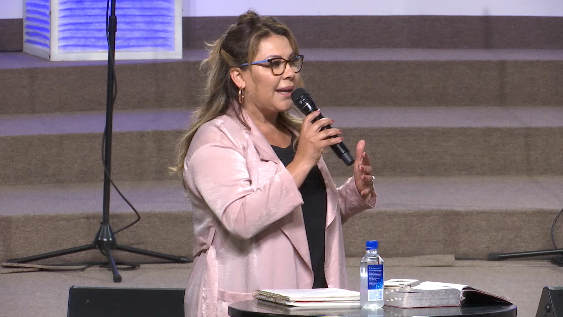 Pastor Teresa Alvarado- Friday Morning Session