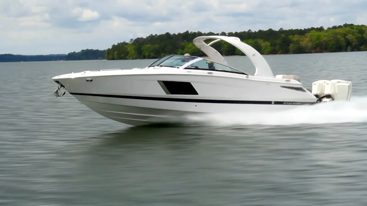 Four Winns Horizon 290 OB (2019-) | BoatTEST