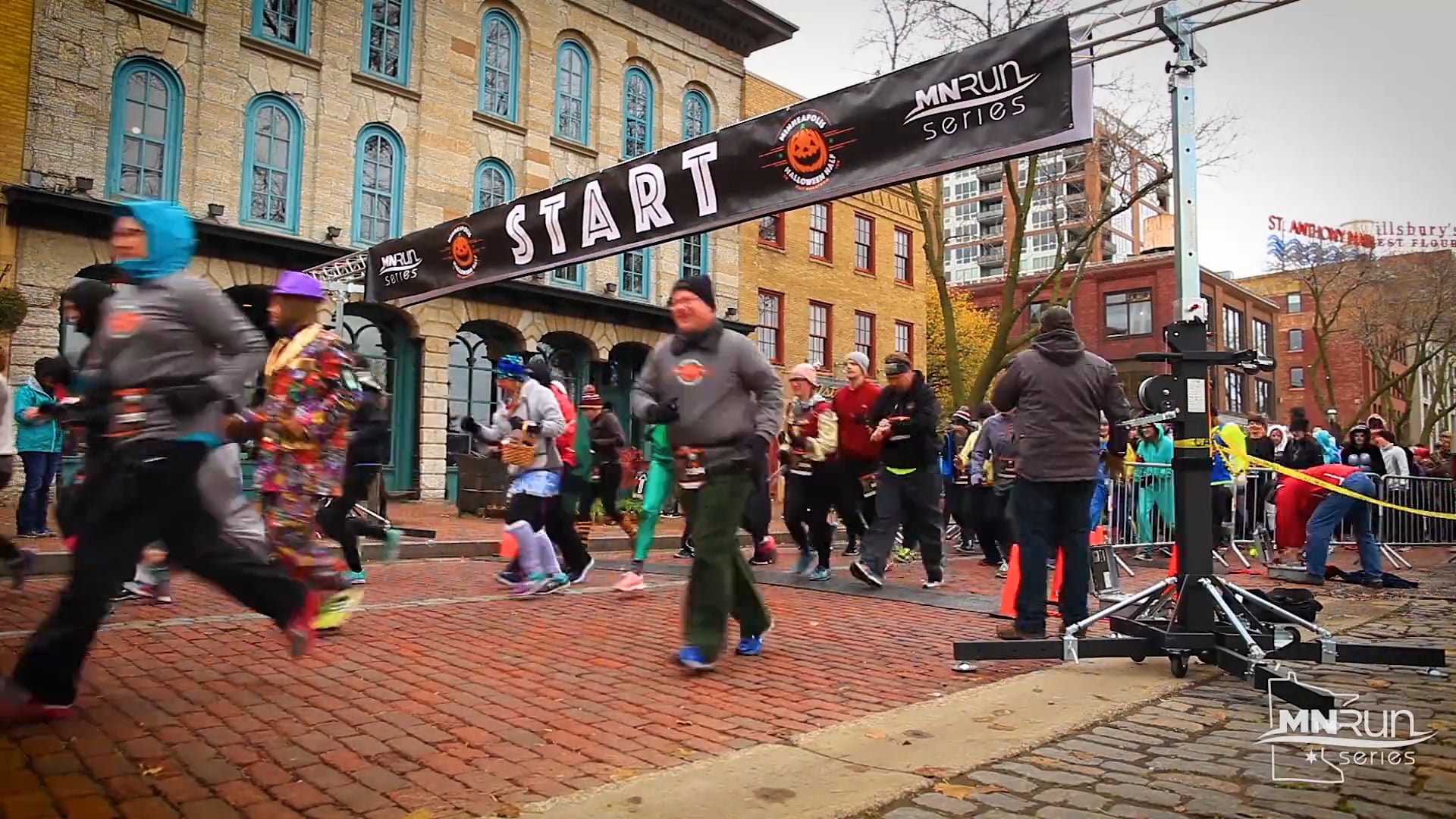 Minneapolis Halloween Half on Vimeo