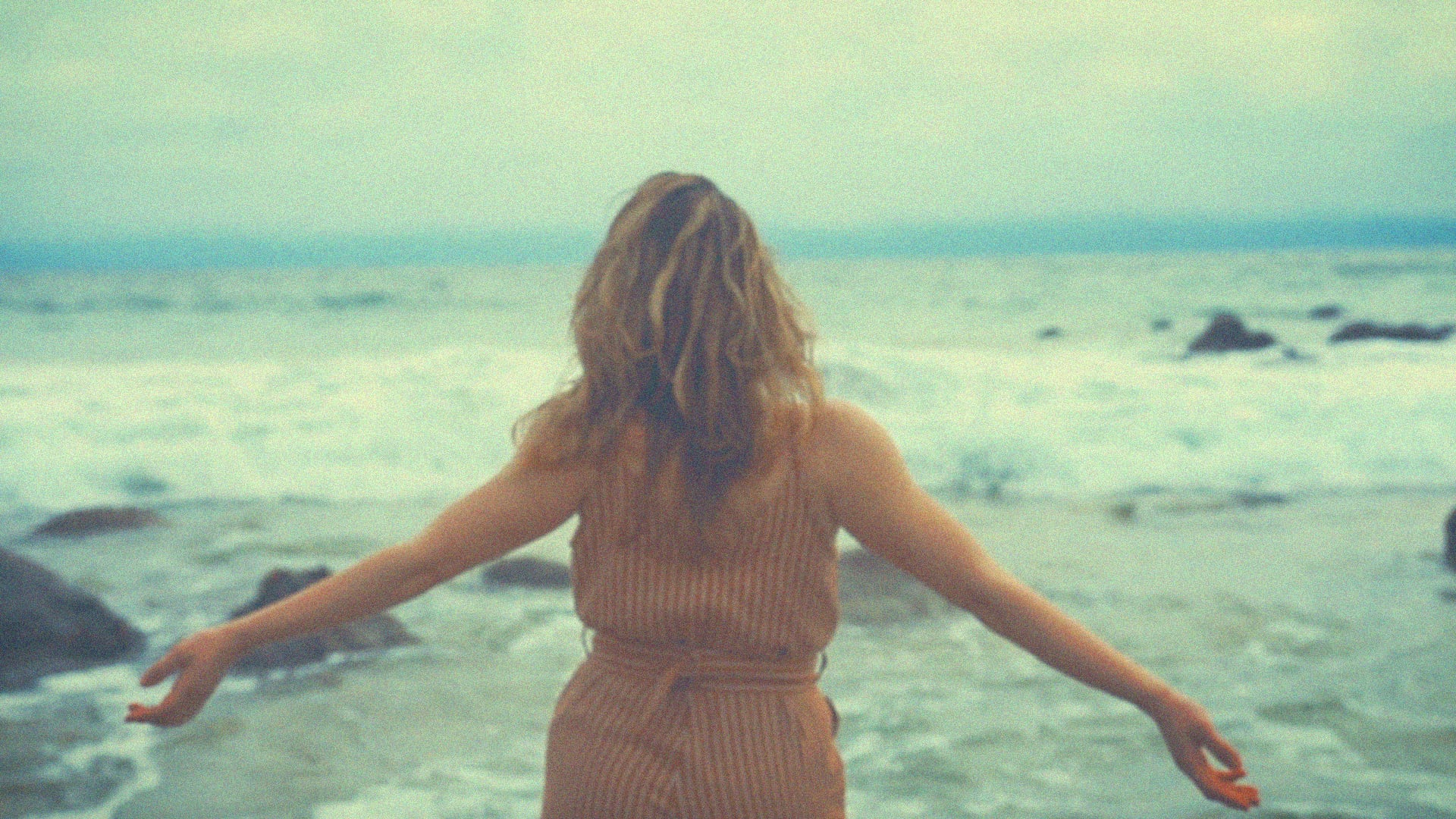 The Summer Vibe Series (ft. Krystal Masteller)