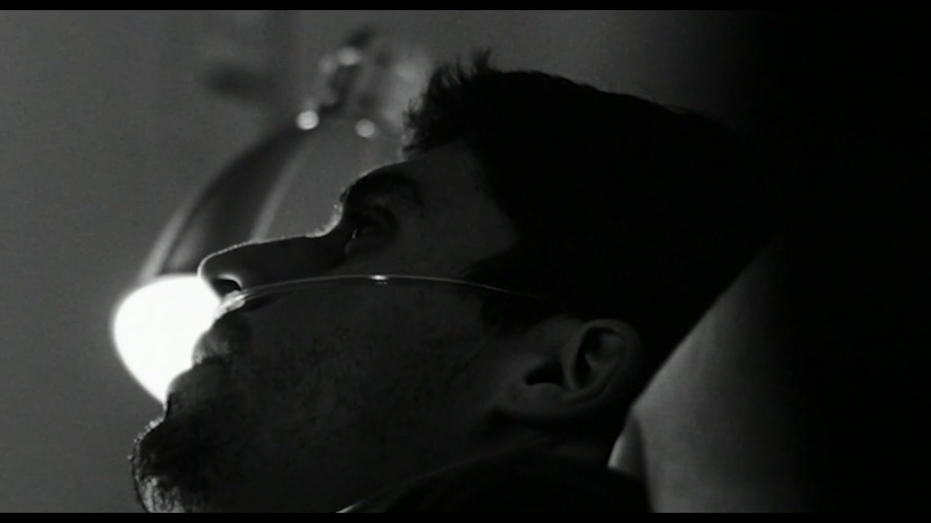 ENTRE OS DEDOS / NOISE Clip 2